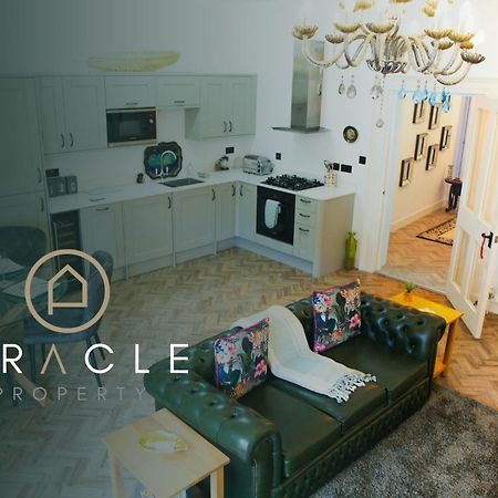The Penthouse At Mercers Croft Stratford-upon-Avon Bilik gambar